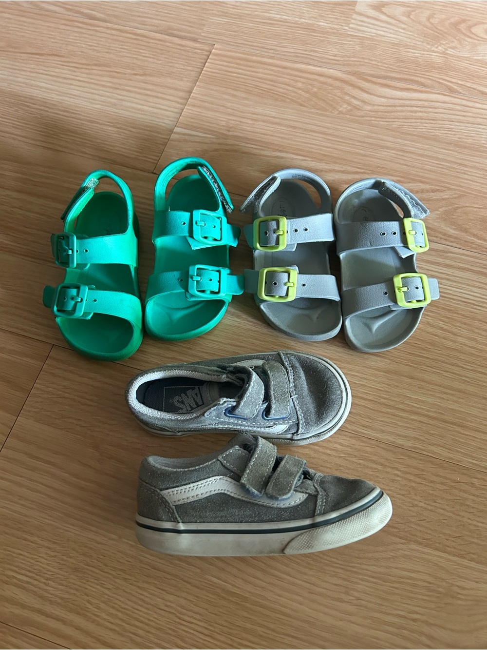 BUNDLE 3 Pairs of Shoes Toddler Size 7 Vans Cat & Jack